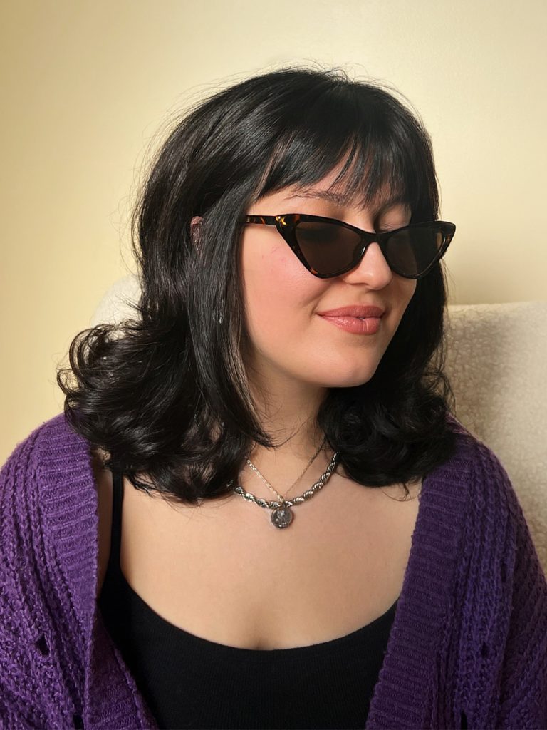 Coloration cheveux brun naturel réalisée par un coiffeur au Mans